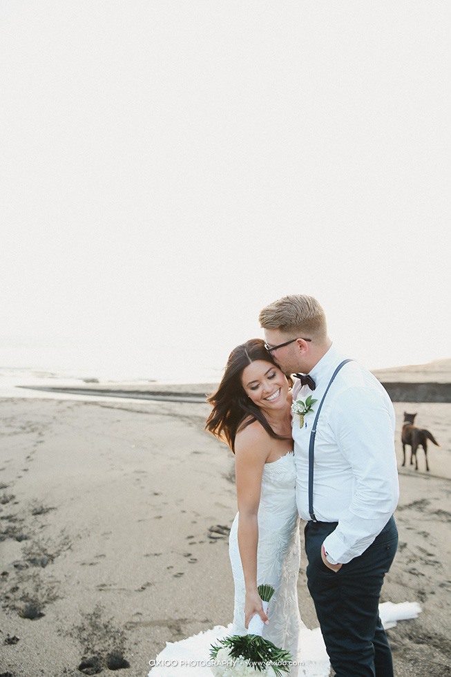 Axioo: That Sunshiny Retro Vibe